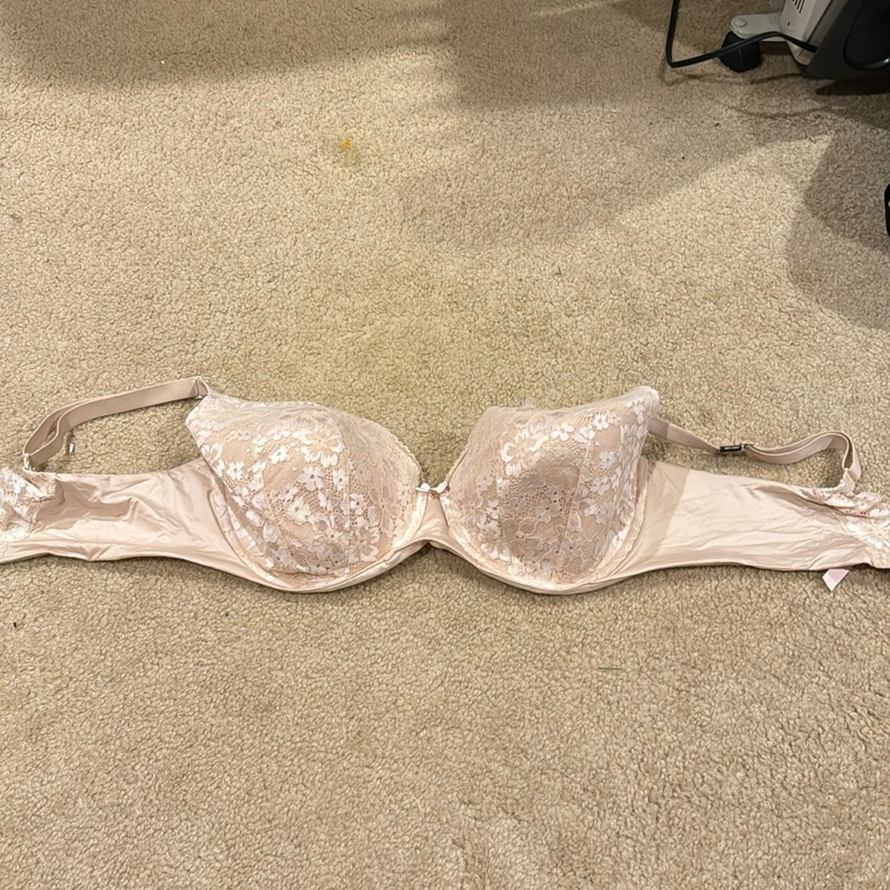 VS, Victoria’s Secret bra Body By Victoria  Demi 40DDD